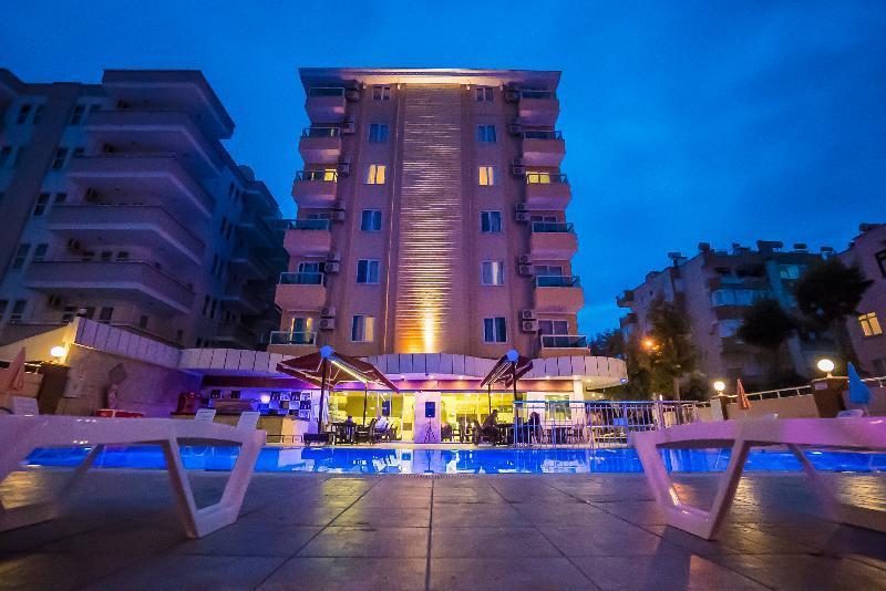 Cleopatra Tac & Apart Apart Otel 3*